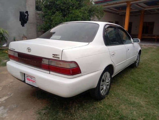toyota-corolla-se-limited-big-0