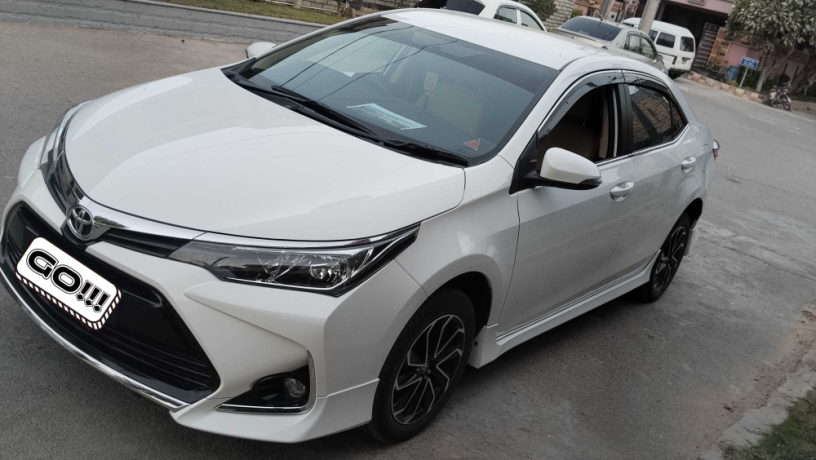 toyota-corolla-altis-16-x-cvt-i-big-3