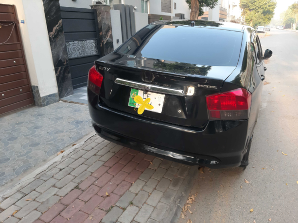 honda-city-12l-mt-big-5