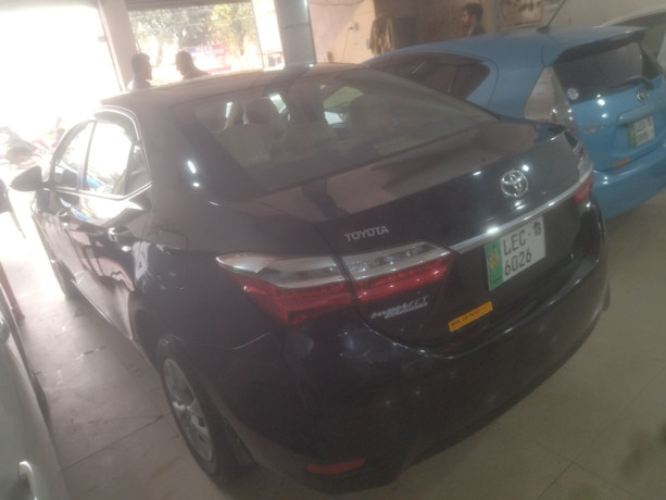 2018-corolla-gli-big-1