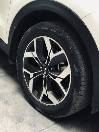kia-sportage-awd-big-3