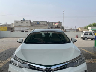 toyota-corolla-altis-x-manual-16