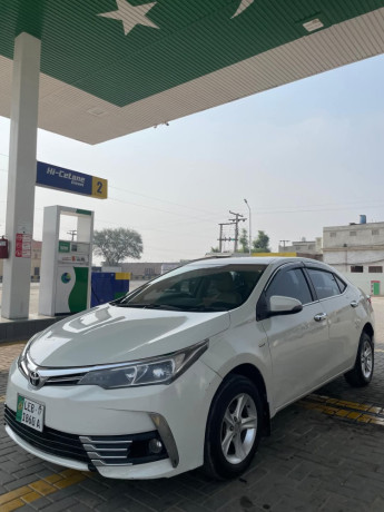toyota-corolla-altis-x-manual-16-big-2