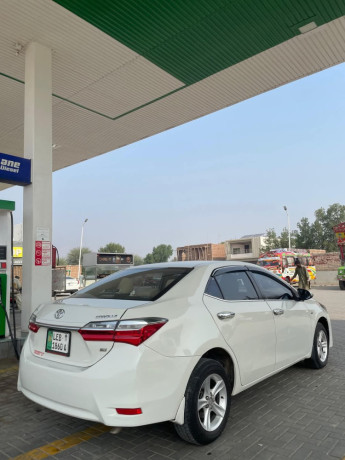toyota-corolla-altis-x-manual-16-big-1
