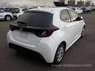 toyota-yaris