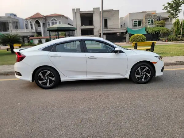 honda-civic-oriel-big-2