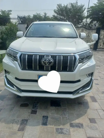 toyota-prado-vx-28l-d-big-0