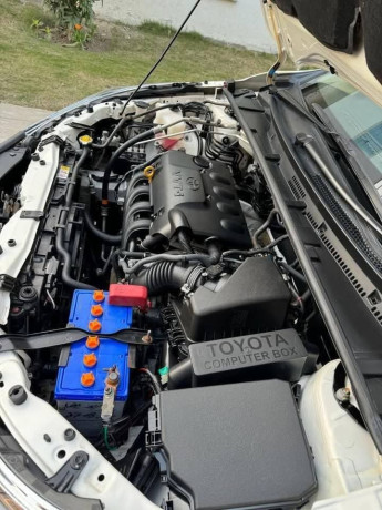 toyota-corolla-altis-x-manual-16-big-2