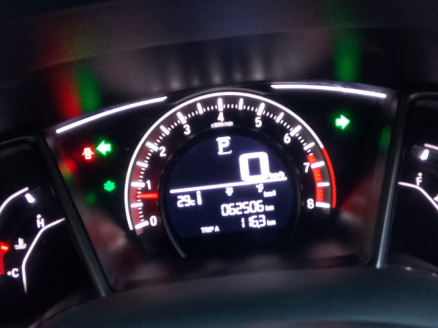 honda-civic-oriel-big-8