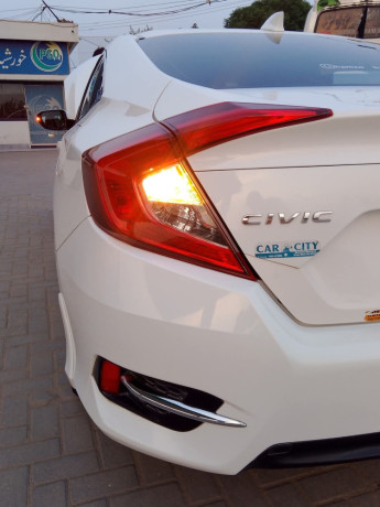 honda-civic-oriel-big-9