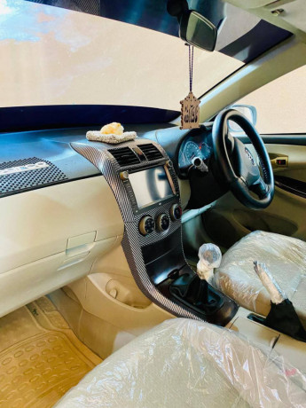 toyota-corolla-altis-x-manual-16-big-3