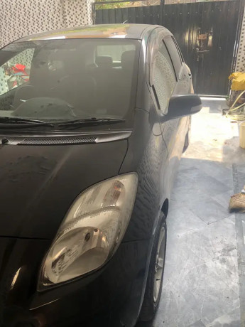 toyota-vitz-f-13-big-1