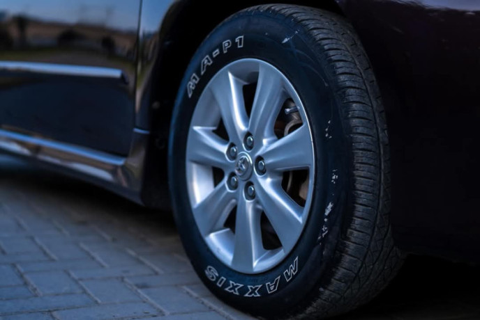 toyota-corolla-altis-16-x-cvt-i-big-4