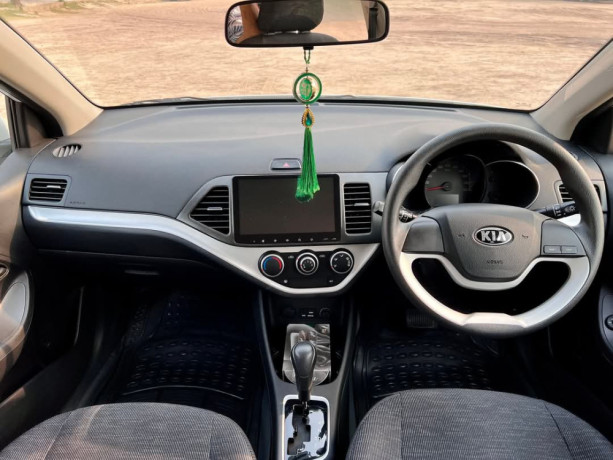 kia-picanto-10-at-big-8
