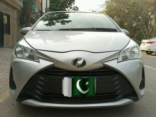 toyota-vitz-10f-safety-edition-iii