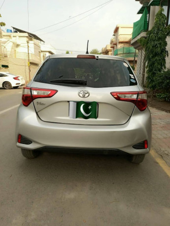 toyota-vitz-10f-safety-edition-iii-big-3