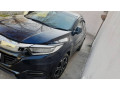 honda-vezel-z-small-2