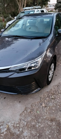 toyota-corolla-altis-x-manual-16-big-1