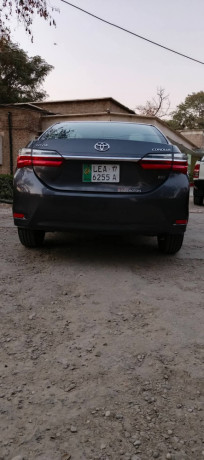 toyota-corolla-altis-x-manual-16-big-3