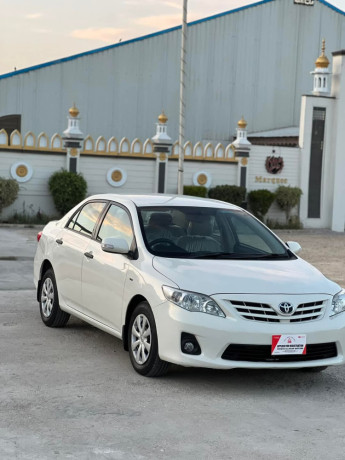 toyota-corolla-altis-x-manual-16-big-2