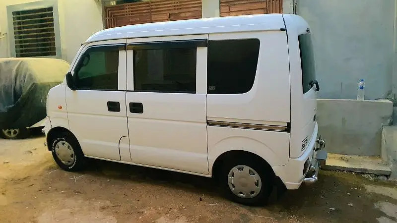 nissan-clipper-2014-big-4