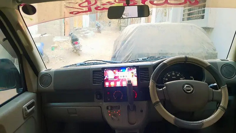 nissan-clipper-2014-big-5