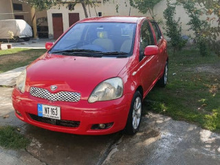 toyota-vitz-f-10