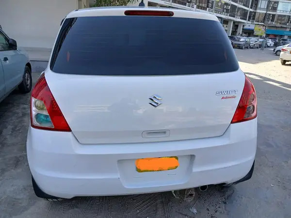 suzuki-swift-dlx-automatic-13-navigation-2018-big-2