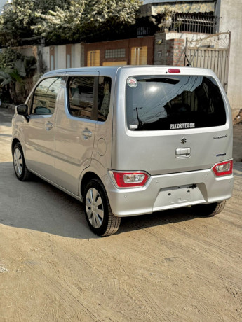wagon-r-big-4
