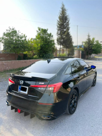 honda-civic-oriel-big-1