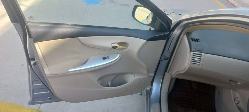 toyota-corolla-gli-13-big-6