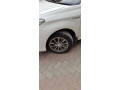 toyota-corolla-axio-hybrid-15-small-4