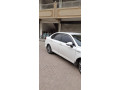 toyota-corolla-axio-hybrid-15-small-3