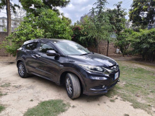honda-vezel-z