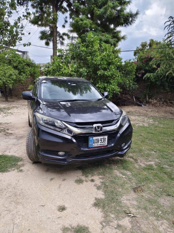 honda-vezel-z-big-6