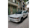 toyota-corolla-xe-small-1