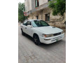 toyota-corolla-xe-small-0
