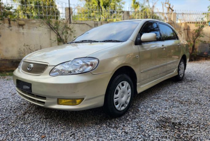 toyota-corolla-altis-big-0