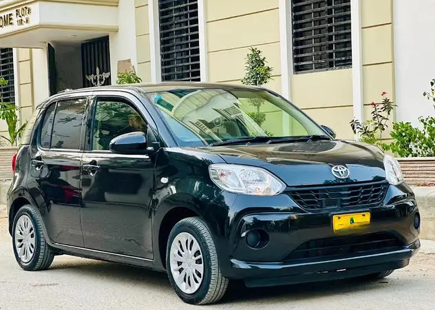 toyota-passo-xls-package-model-20172020-big-1
