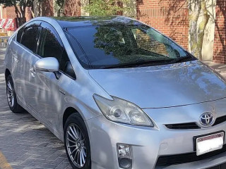 toyota-prius-2011