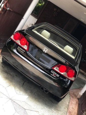 honda-civic-oriel-big-1