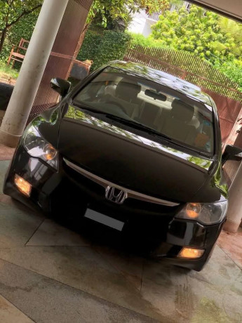 honda-civic-oriel-big-0