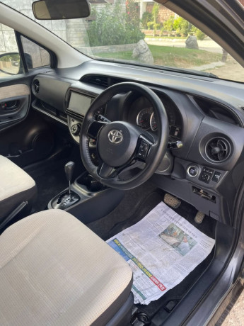 toyota-vitz-f-10-big-4