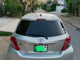 toyota-vitz-f-13