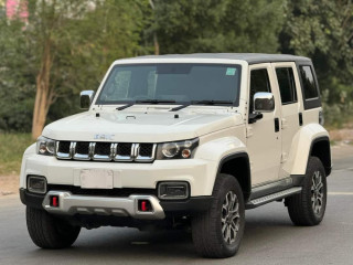 bj40-plus