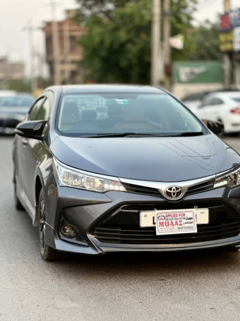 toyota-corolla-altis-x-manual-16-big-2