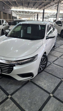 honda-insight-touring-big-1