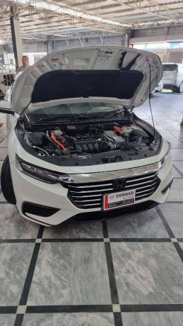 honda-insight-touring-big-0