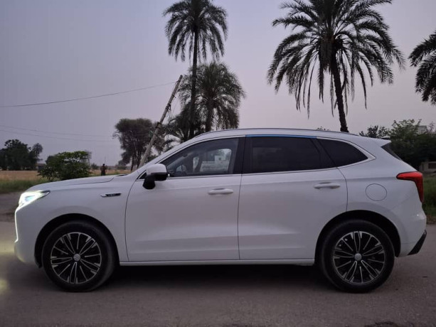 haval-jolion-15t-big-1