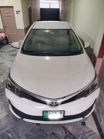 toyota-corolla-altis-x-manual-16-big-0